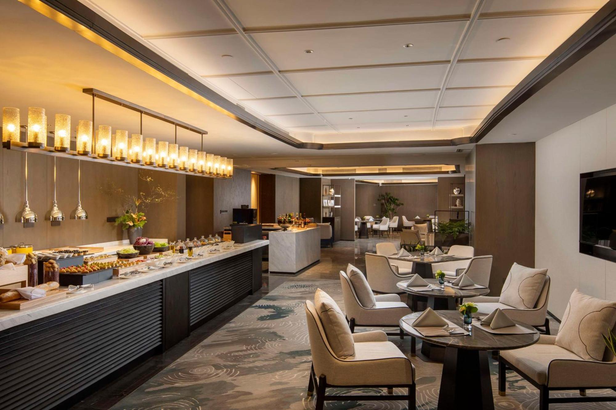 Yuexiu Hotel Guangzhou, Curio Collection By Hilton 외부 사진