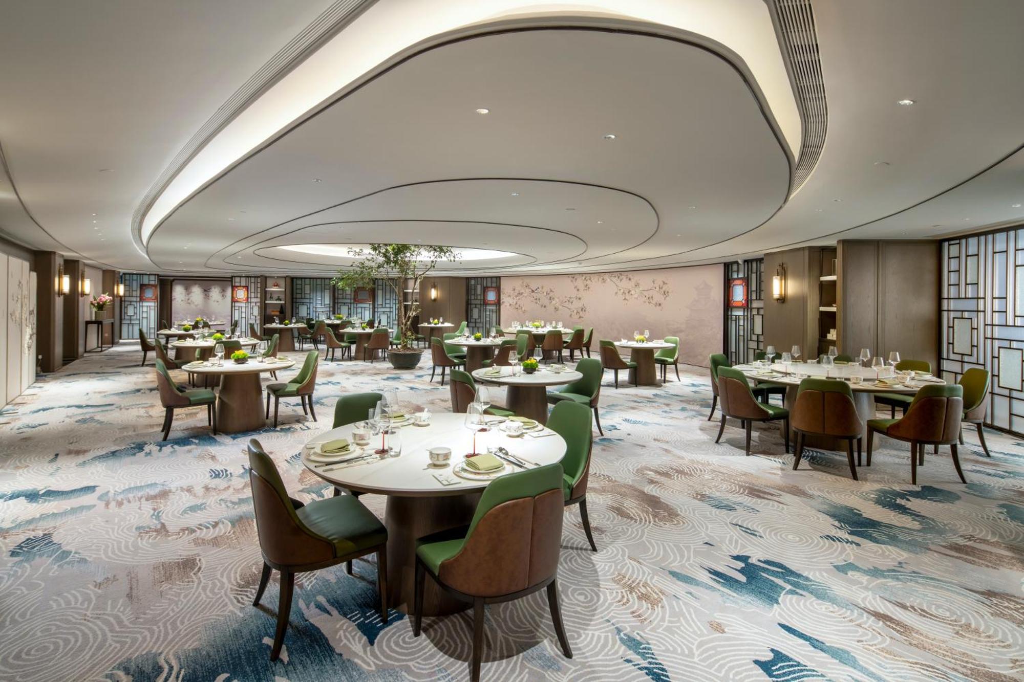 Yuexiu Hotel Guangzhou, Curio Collection By Hilton 외부 사진