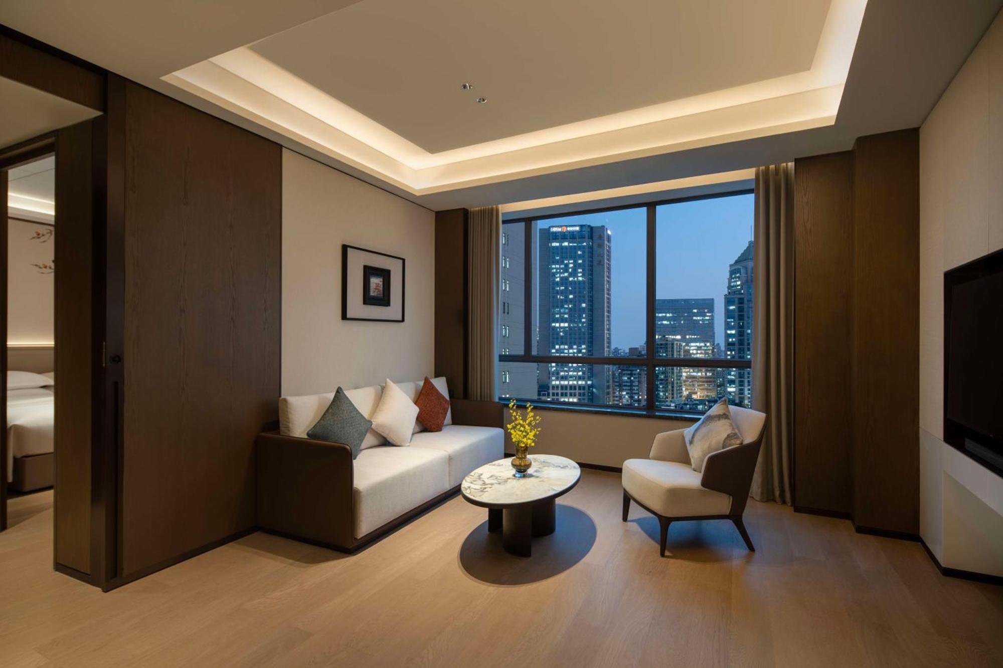 Yuexiu Hotel Guangzhou, Curio Collection By Hilton 외부 사진
