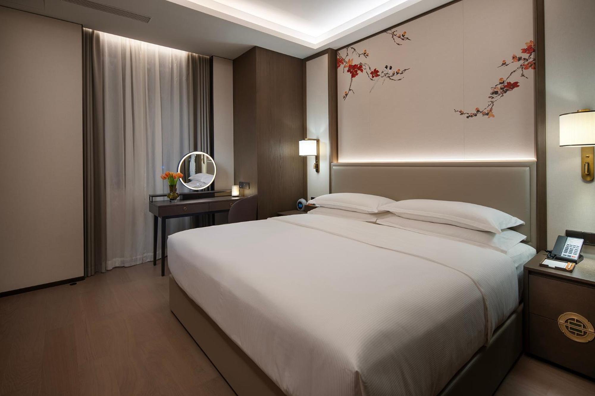 Yuexiu Hotel Guangzhou, Curio Collection By Hilton 외부 사진