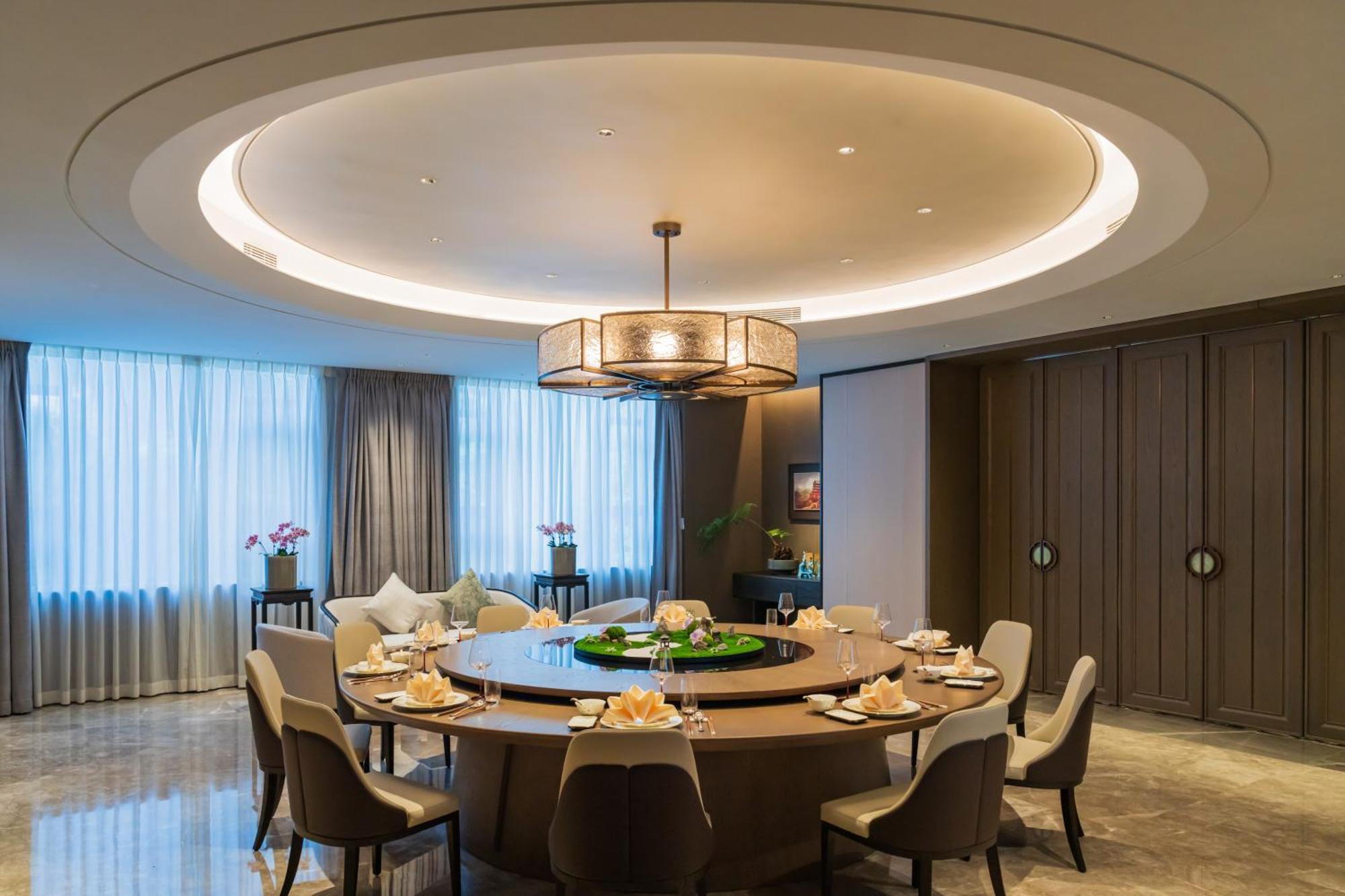 Yuexiu Hotel Guangzhou, Curio Collection By Hilton 외부 사진