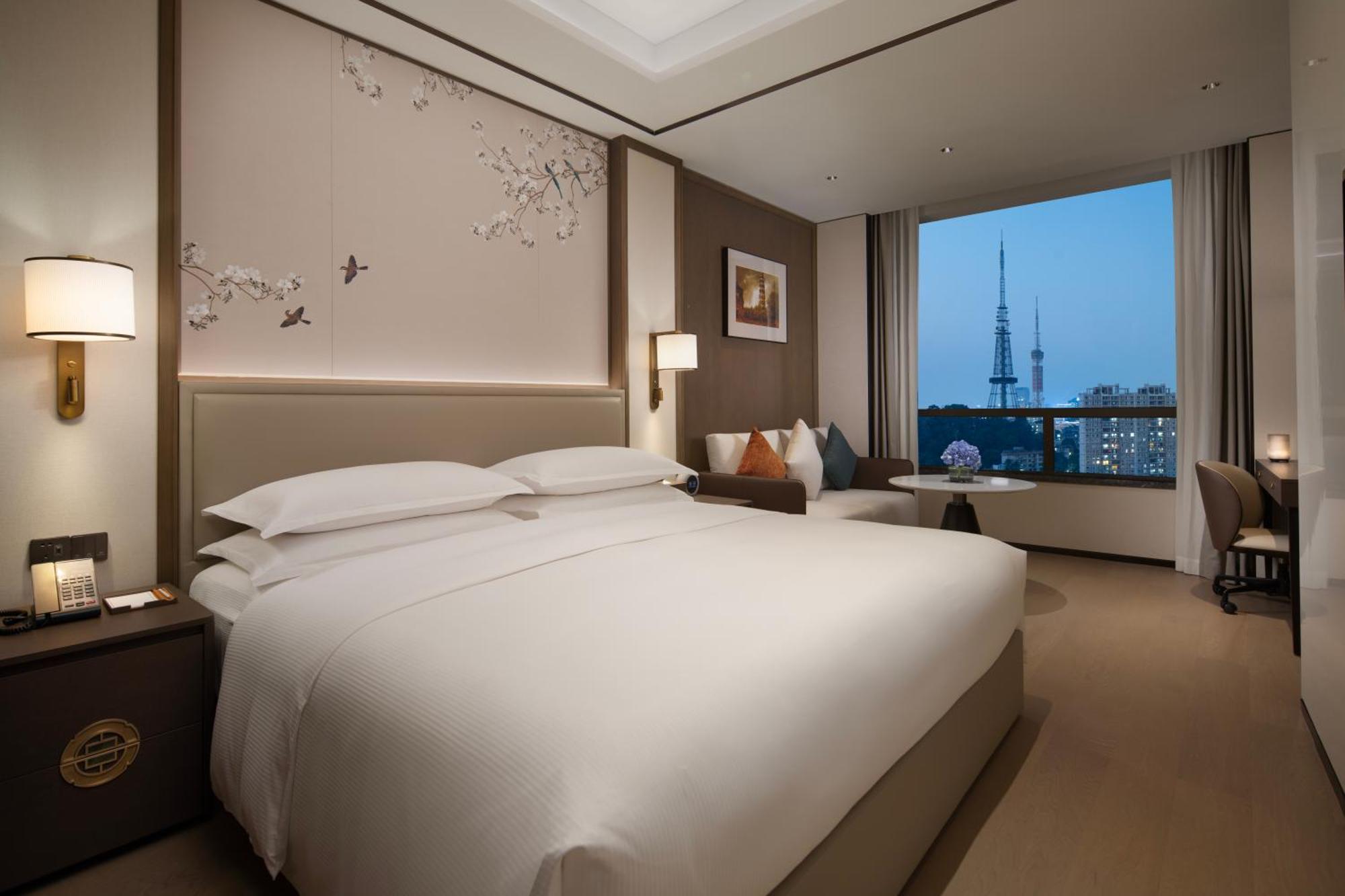 Yuexiu Hotel Guangzhou, Curio Collection By Hilton 외부 사진