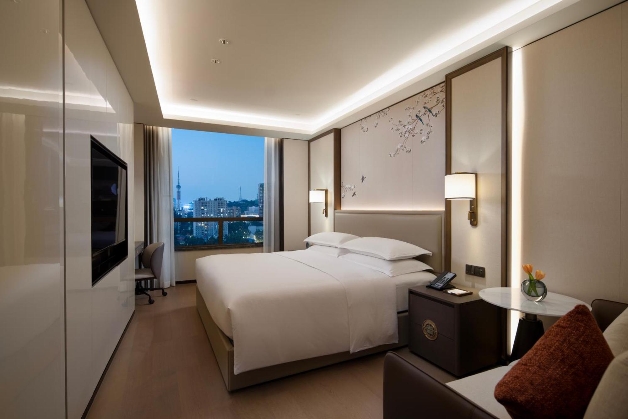 Yuexiu Hotel Guangzhou, Curio Collection By Hilton 외부 사진